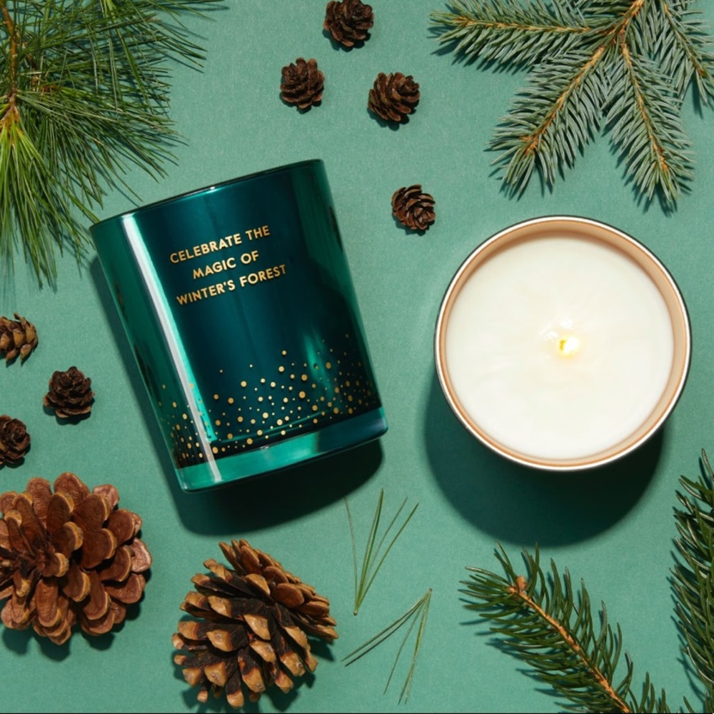 NWT Soy Candle - Limited Edition Sparks of Joy - Balsam Fir Scent (7.5 OZ)